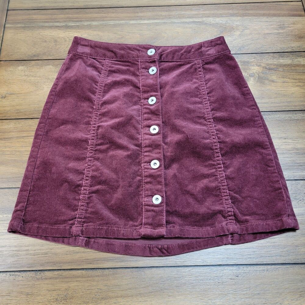 Arizona Jeans Co. Corduroy Mini Skirt Burgundy Full Button - Size 3 Juniors